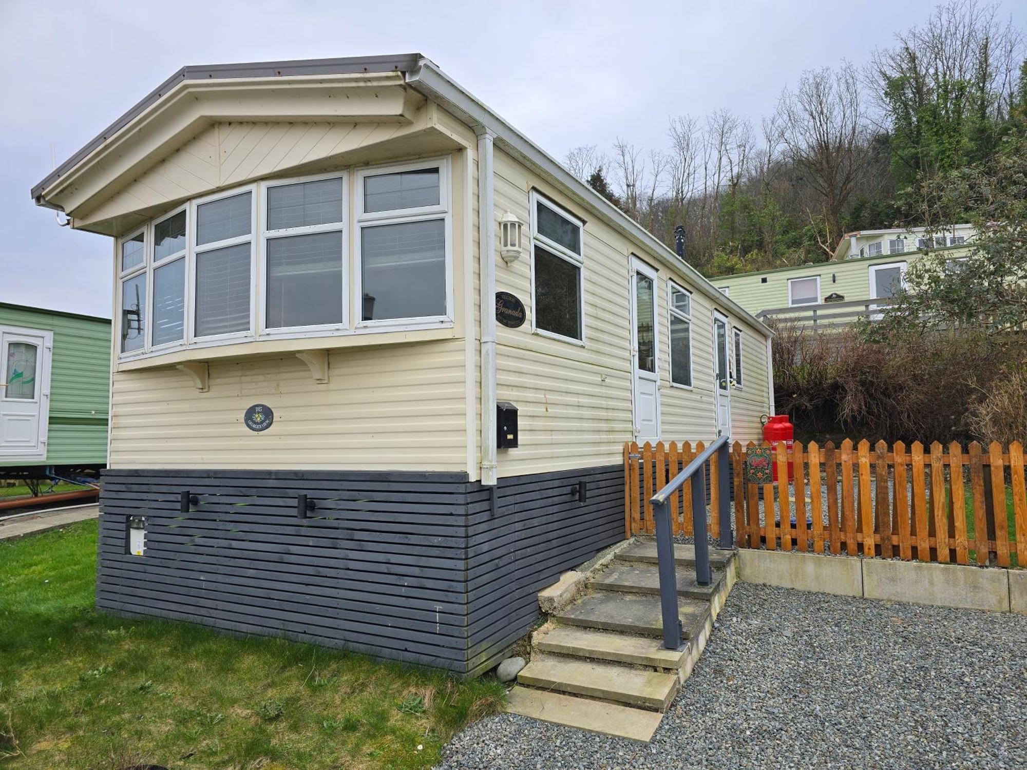 Wonderful 2 Bedroom Mobile Home อาเบอรีสวิท ภายนอก รูปภาพ